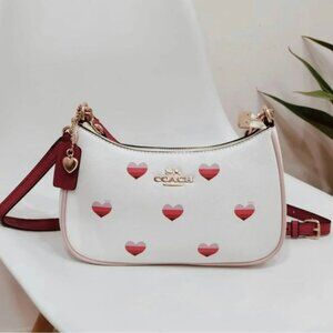 Coach Teri Shoulder Bag With Stripe Heart Print CA251